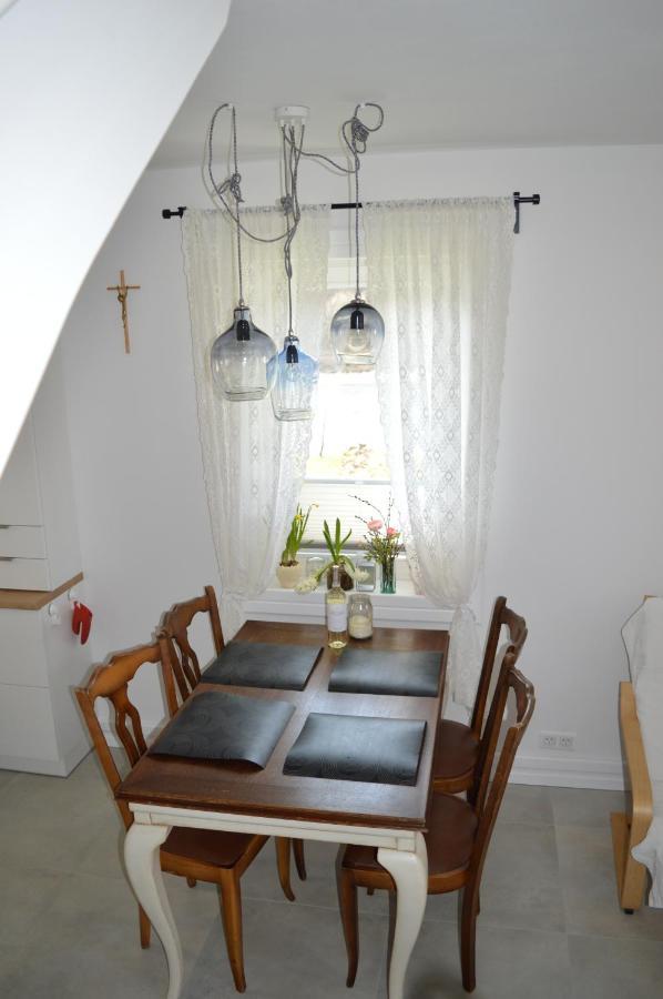 Bialy Domek Tylmanowa Exteriér fotografie